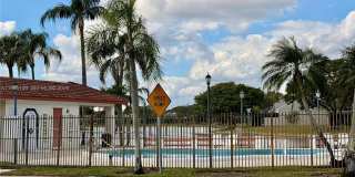 1086 N Hiatus Rd Gallery 6