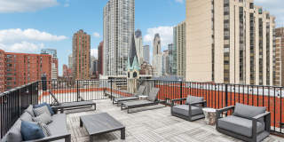 Oliver on LaSalle Gallery 15