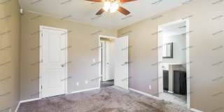 606 East Toledo Place Gallery 7