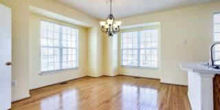 100 PENWICK Circle Gallery 3