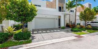 6839 Nw 103rd Ave Gallery 1