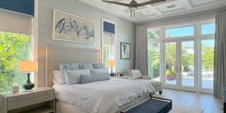 ** YOU WANT LUXURY AT ITS FINEST**ABSOLUTELY STUNNING ENTERTAINMENT 4\5 MOORINGS HOME ** Gallery 69