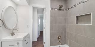 4317 Birdwood Street Gallery 16
