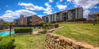 Canyon Grove Gallery 21