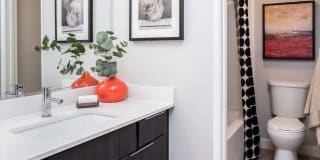 The Lennox Gallery 32