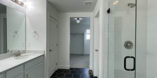 Stunning and spacious 4.5 bedroom, 3 bathroom home located in Morgan Hill Gallery 18