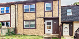 3 bedroom, 2.5 townhome in Christina Village Gallery 1