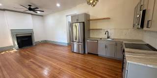 485-487 W 3rd. St. Gallery 5
