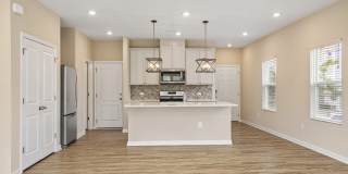 210 Adobe Place Gallery 10