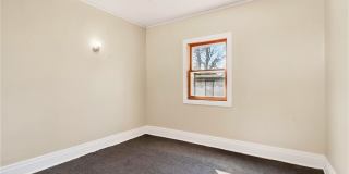 76 Vernon Place Gallery 14