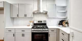 4BR Lancaster Home in School District | Modern Kitchen, Hardwood Floors & Central Air!! Gallery 13