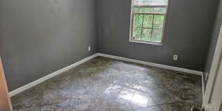 *Knoxville 37917 - FIVE bedroom, 2 bath newly remodeled home - Call Brad Croisdale (865) 805-9964 Gallery 5