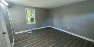 Updated 2 bedroom 1 bath home for rent Gallery 7