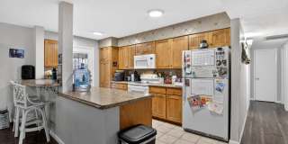 123 E ERIE Drive Gallery 7