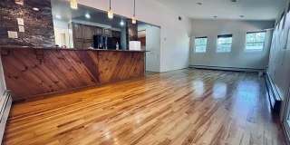 5 Verplanck Avenue Gallery 1
