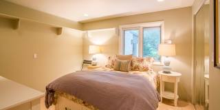 4 Bed 3.5 Bath Carolyn Heights Home W/Stunning Finishes & Ideal Outdoor Space!  Option for Early June or Early July move in! Gallery 25