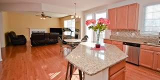 15308 COMMITMENT Court Gallery 8