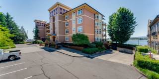 Elegant Riverfront Condo with Panoramic Views & Modern Comforts in Vancouver, WA Gallery 21