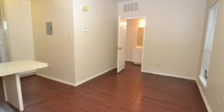 4401 Speedway- Free Cable and Internet-Available for August! Gallery 7