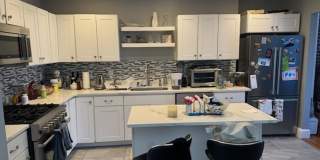 Charming 3 Bedroom Gallery 6