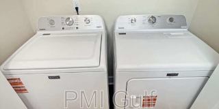 239 North K Street Gallery 18