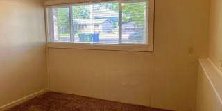 Spacious Home with Great Layout for Roommates! Gallery 18