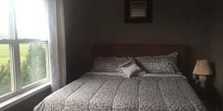 Room in 4 Bedroom Home at Linden Park Ln Gallery 1