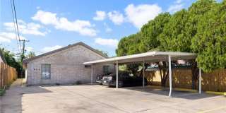 901 Galveston Avenue Gallery 1