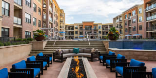 44 Washington Gallery 31