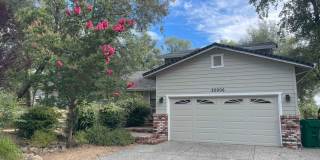 Lake view 3 bedroom, 3 bath plus office in Lake Wildwood, Penn Valley, CA Gallery 1