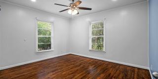 920 N Virginia Street Gallery 10