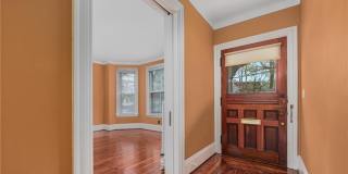 22 Sycamore Street Gallery 7