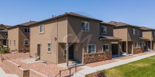Modern Living Townhome In Palomino Ranch! Gallery 3