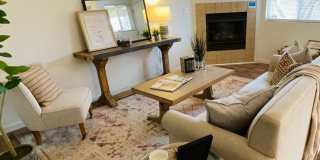 Townhome -2 bed 2.5 bath + bonus area Gallery 7