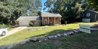 Recently renovated, move-in ready, and AVAILABLE NOW in the desirable Woodland Hills area! Gallery 1
