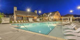 Tessa Barrow Crossing Townhomes Gallery 37