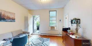 794 Lexington Avenue Gallery 2