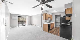 2 Bedroom Condo in the Virginia Road Condominiums in Crystal Lake! Gallery 3