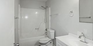 Move-In Ready Ranch Minutes from Plaza Midwood, NoDa & Uptown Gallery 19