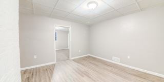 22 - 52 Ruth Gallery 6