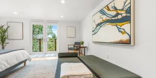 50 Deer Park Ave Gallery 32