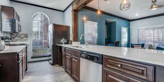 4060 Preferred Place Gallery 16
