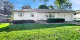 Coming Soon! 3 BR/2.5BA | Newly Renovated Single Family Home |  Fenced backyard | In Raytown! Gallery 1