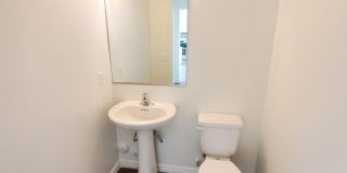 5 Bedroom Home in Little Valley- Pets Negotiable/Move in Special! Gallery 10