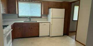 Newly Refreshed 3 Bedroom 1 Bath Single Family Home   Apply now and we will pay your application fee! Gallery 6