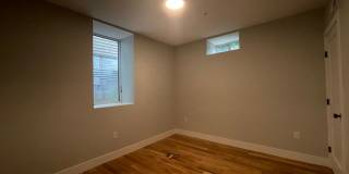 Gorgeous 4 bed in Brookline Village Gallery 5
