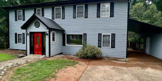 112 CHERRY LN l 6 BED, 3 BATH Gallery 1