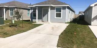 Beautiful home with great amenities! Gallery 1