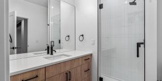LUXURY LIVING 5 Bed 5 Bath New Home Located In Boulder- Available now! Gallery 20