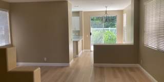 3 bedroom 2.5 bath home Las Flores Gallery 5